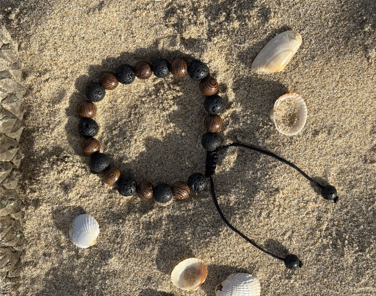 Bracelet Bois et Pierre de Lave